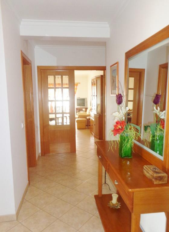 Apartamento Avenida Da Liberdade البوفيرا الغرفة الصورة