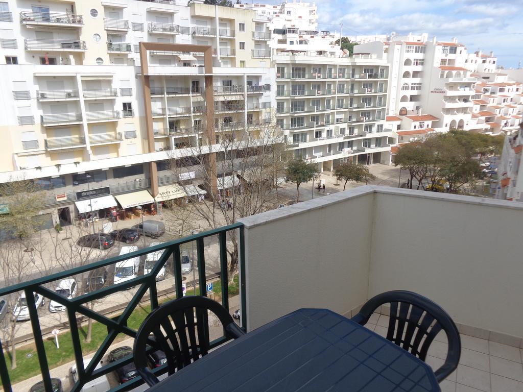 Apartamento Avenida Da Liberdade البوفيرا الغرفة الصورة