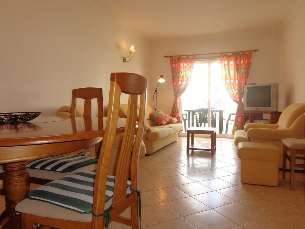 Apartamento Avenida Da Liberdade البوفيرا الغرفة الصورة